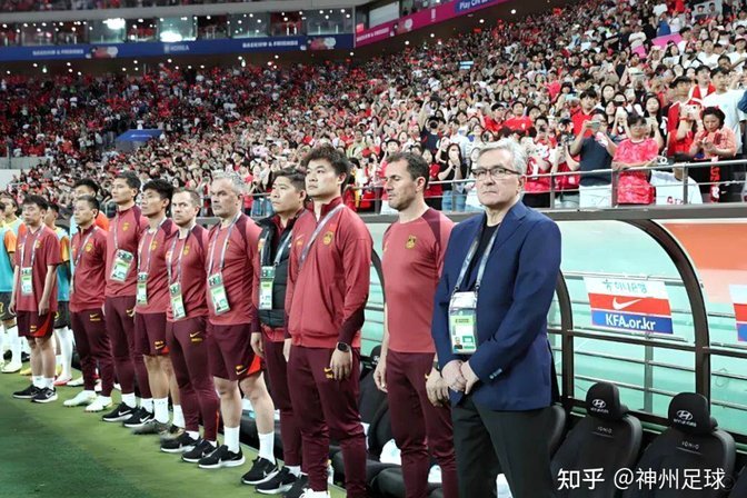 武磊戴伟浚回归 李昊首次入围