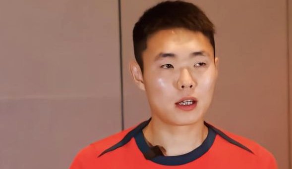 王上源200场里程碑球迷TIFO献礼