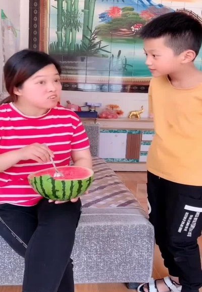 逆境之下，年轻人的韧性令人惊叹