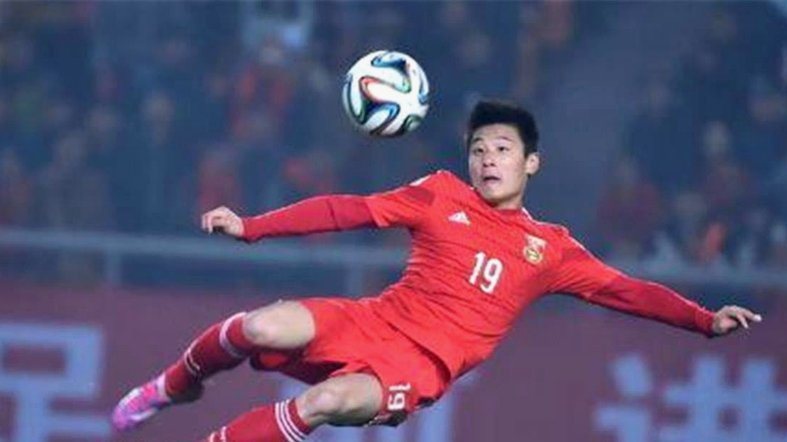 国安一球小胜三镇 主帅盼球员更聪明