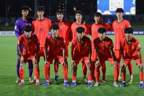 澳大利亚U17上半场2：0领先尼日利亚U17了