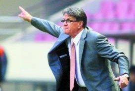 米洛耶维奇团队周日接手申花首战国安