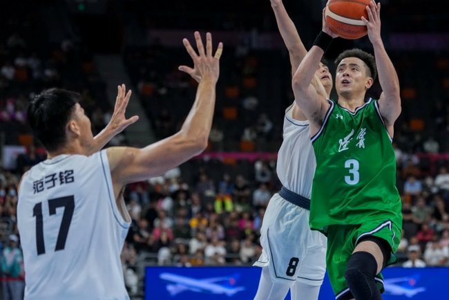 大连嗨球1:0战胜北京国安。小组第二战胜了小组第一。