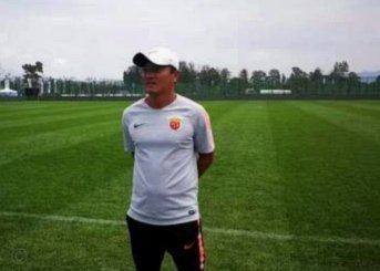 看了U16的比赛才能体会浮岛敏是非常优秀的教练