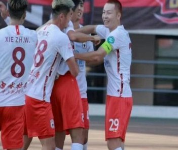 中甲：陕西联合4-0广州豹距升级区3分，伊兰杜斯特1射2传